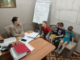 В компенсирующей группе №1 неделя знакомства с профессиями в детском саду В компенсирующей группе №1 неделя знакомства с профессиями в детском саду.