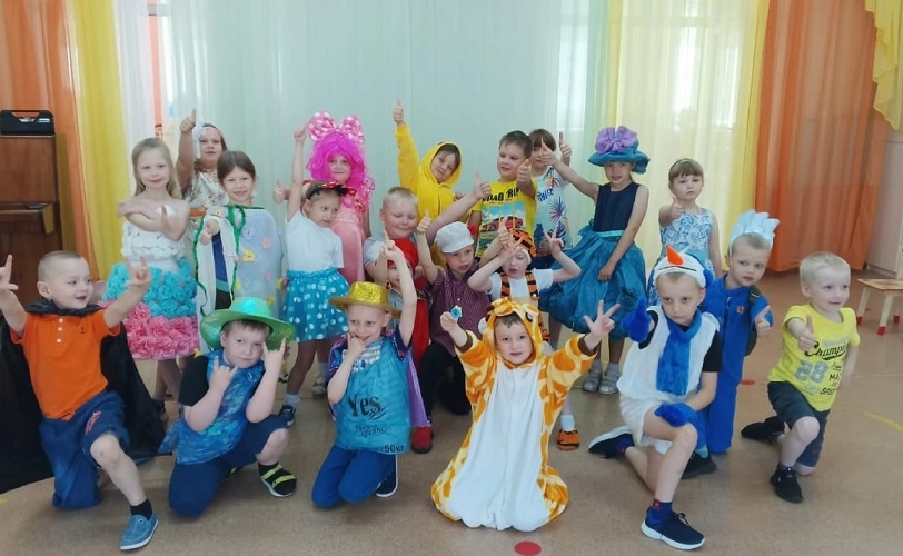 Лагерь "Солнечный" Лагерь "Солнечный".
